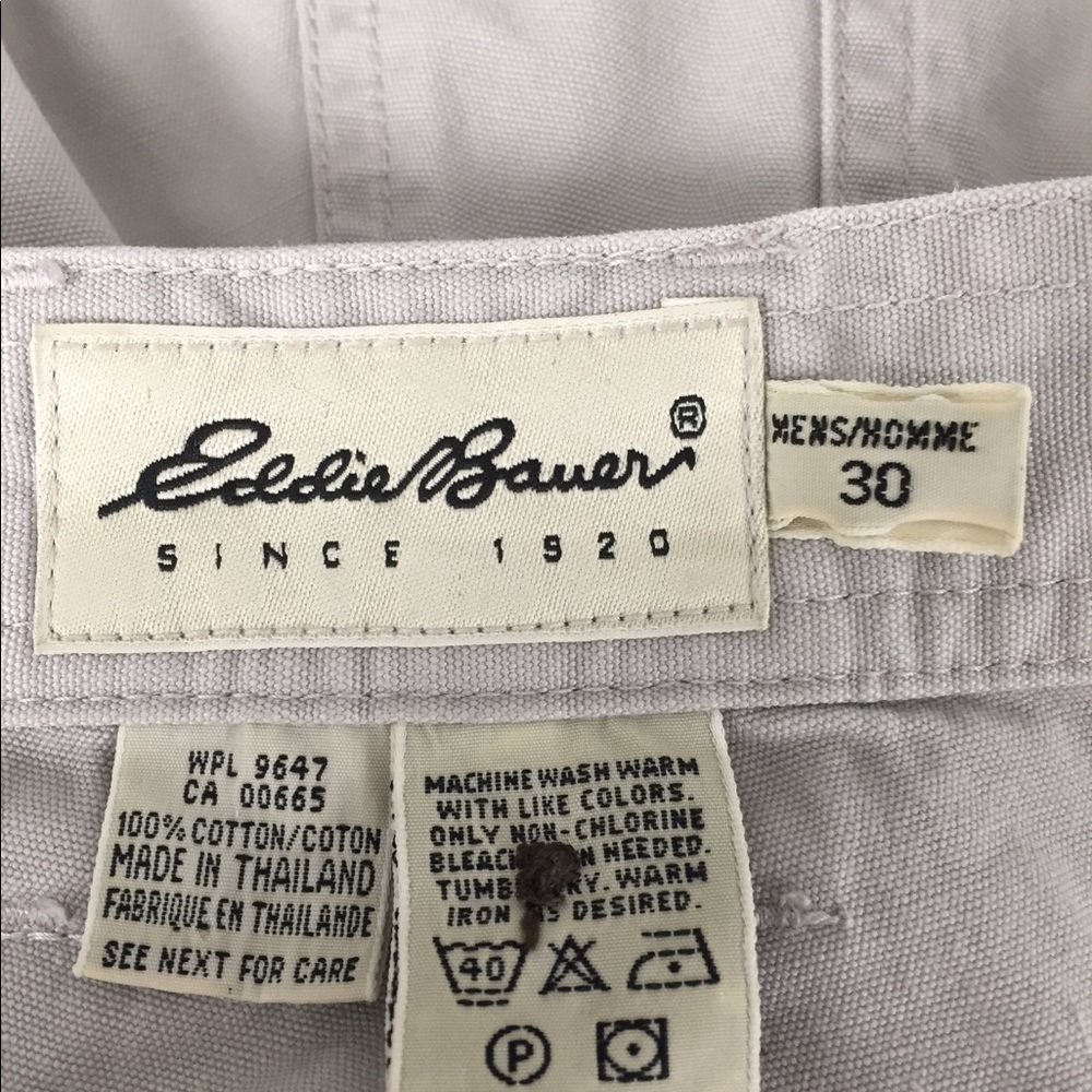 Eddie Bauer Men’s Cargo Shorts. 30 Waist.